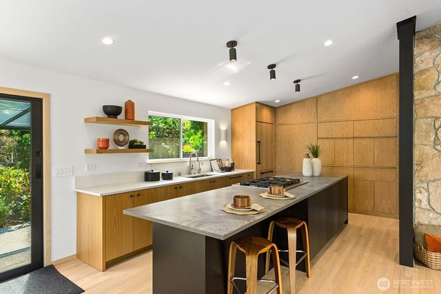 5231 S Othello Street, Seattle, WA 98118