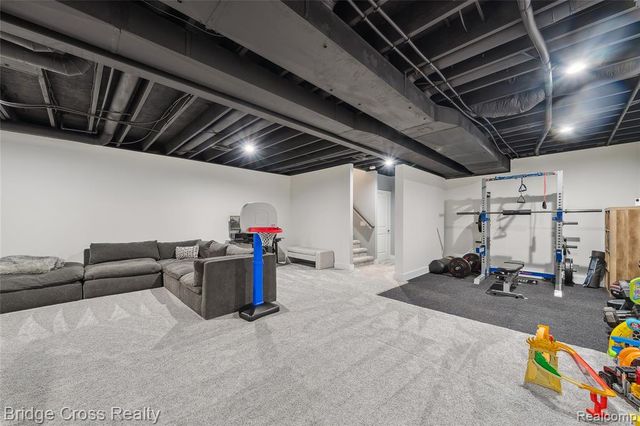 861 Coolidge Road, Birmingham, MI 48009