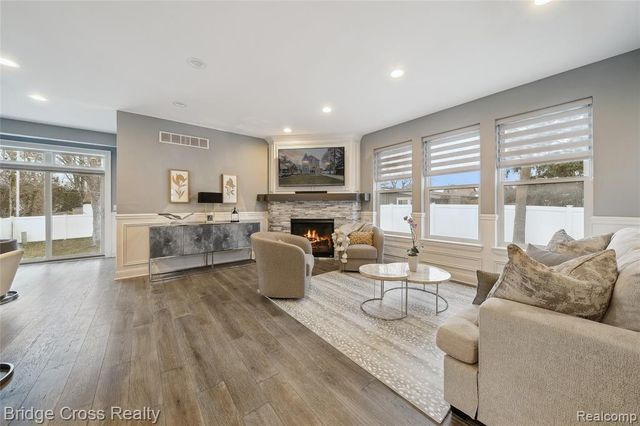 861 Coolidge Road, Birmingham, MI 48009