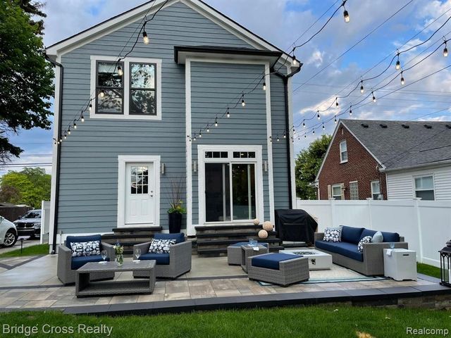 861 Coolidge Road, Birmingham, MI 48009
