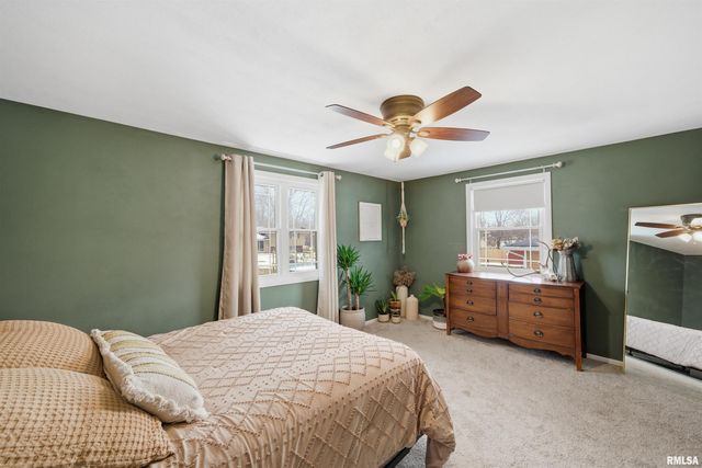 604 IVY Lane, Tremont, IL 61568