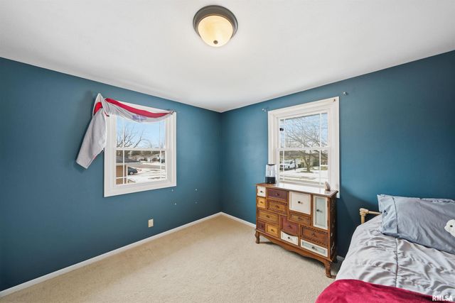 604 IVY Lane, Tremont, IL 61568