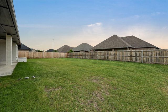 9313 NW 79th Terrace, Yukon, OK 73099