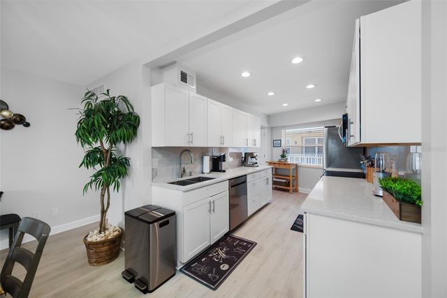 3100 GULF BOULEVARD 132, Belleair Beach, FL 33786
