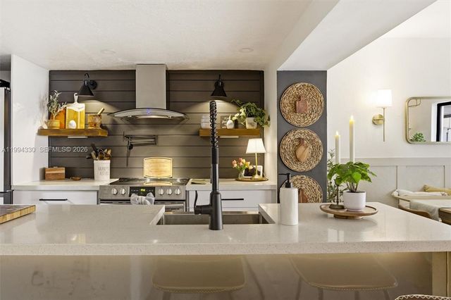 14019 SW 67th Ter, Miami, FL 33183