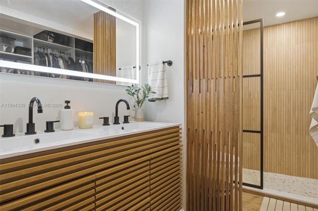 14019 SW 67th Ter, Miami, FL 33183