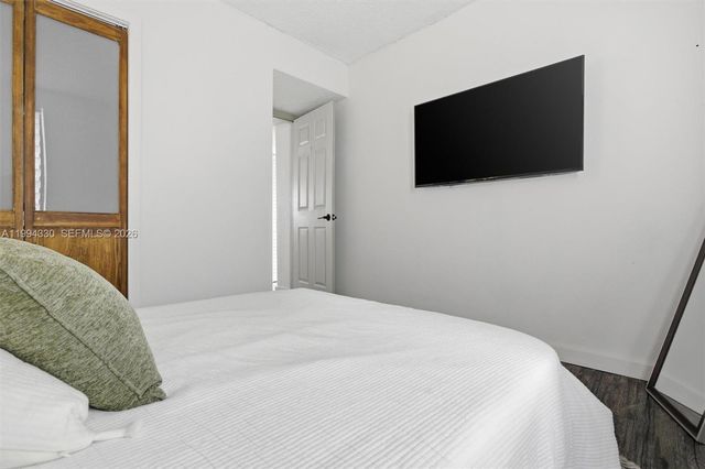 14019 SW 67th Ter, Miami, FL 33183