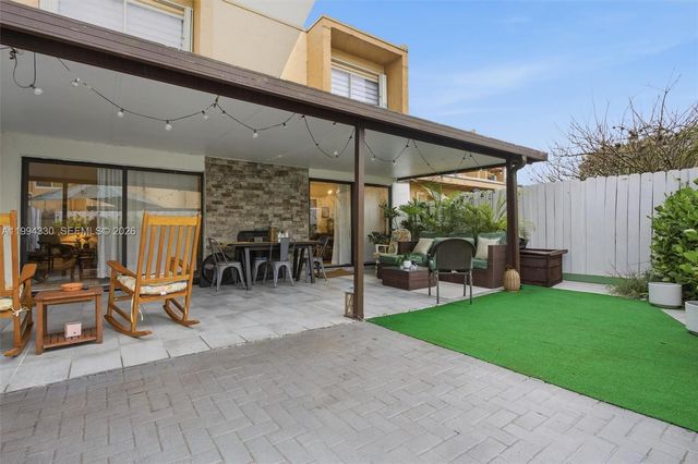 14019 SW 67th Ter, Miami, FL 33183