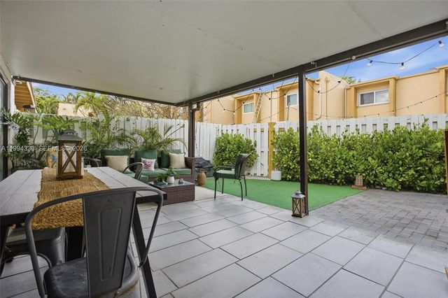 14019 SW 67th Ter, Miami, FL 33183