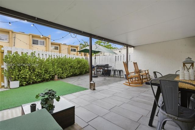 14019 SW 67th Ter, Miami, FL 33183