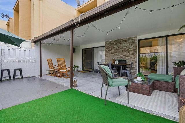 14019 SW 67th Ter, Miami, FL 33183