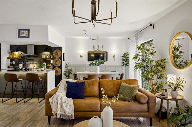 14019 SW 67th Ter, Miami, FL 33183