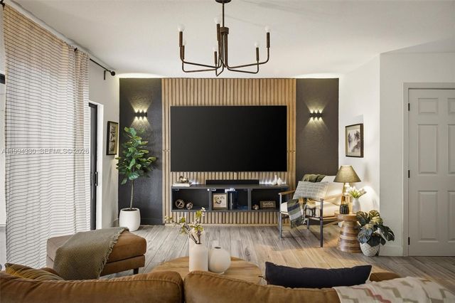 14019 SW 67th Ter, Miami, FL 33183