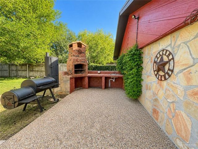 1620 Dulcinea Avenue, Edinburg, TX 78539