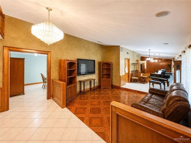 1620 Dulcinea Avenue, Edinburg, TX 78539