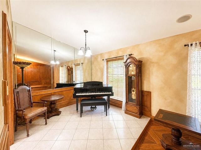 1620 Dulcinea Avenue, Edinburg, TX 78539