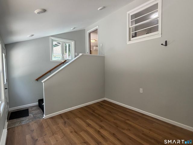 25 Radding Street, Manchester, CT 06042