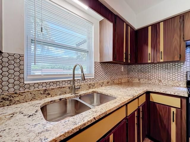 47 LAKE COURT LOOP, Ocala, FL 34472