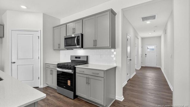 281 Maddox Drive, Aberdeen, NC 28315