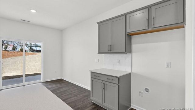 281 Maddox Drive, Aberdeen, NC 28315