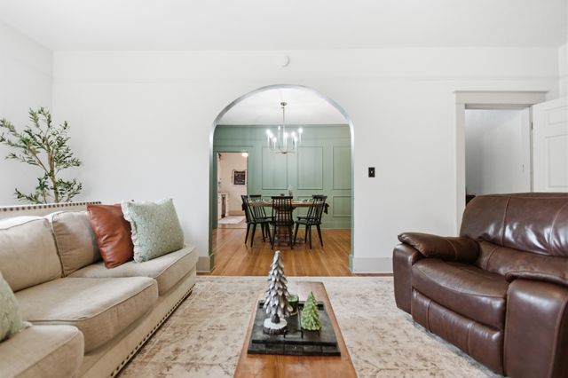 913 Ovoca Rd, Tullahoma, TN 37388