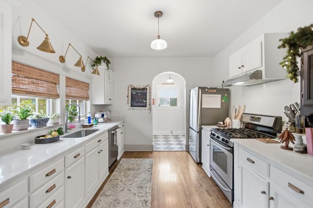 913 Ovoca Rd, Tullahoma, TN 37388