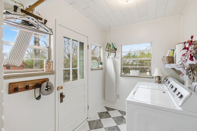 913 Ovoca Rd, Tullahoma, TN 37388