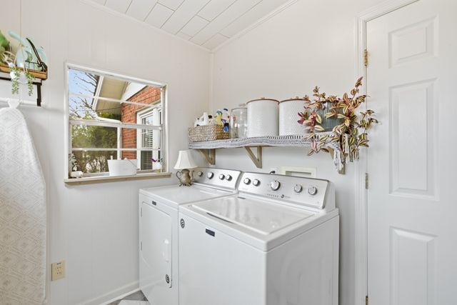 913 Ovoca Rd, Tullahoma, TN 37388