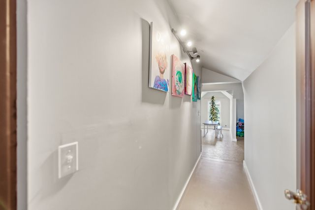 913 Ovoca Rd, Tullahoma, TN 37388