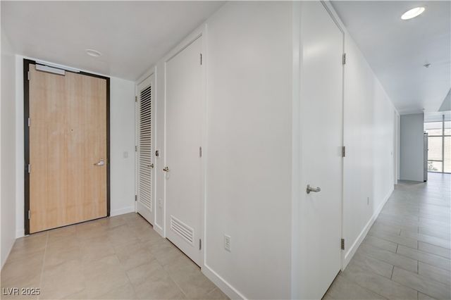 353 East Bonneville Avenue 289, Las Vegas, NV 89101