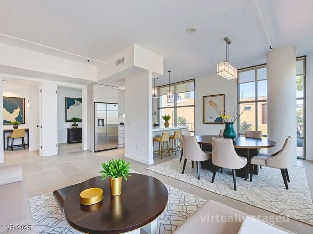 353 East Bonneville Avenue 289, Las Vegas, NV 89101