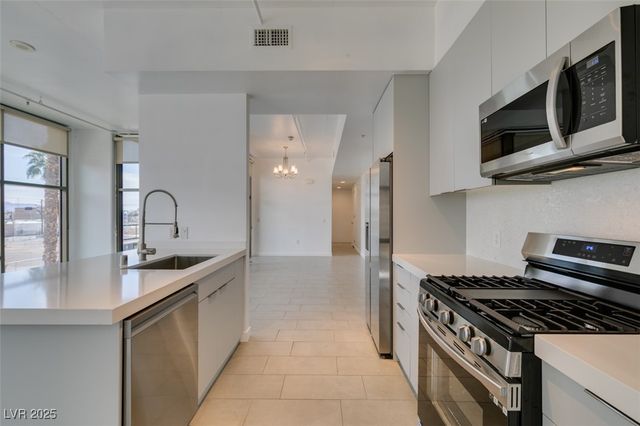 353 East Bonneville Avenue 289, Las Vegas, NV 89101