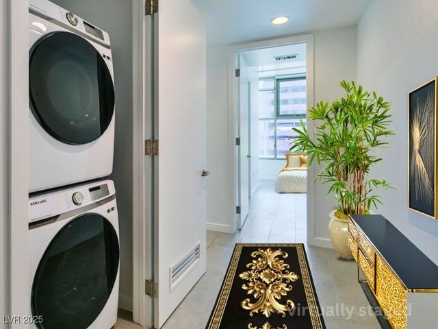 353 East Bonneville Avenue 289, Las Vegas, NV 89101