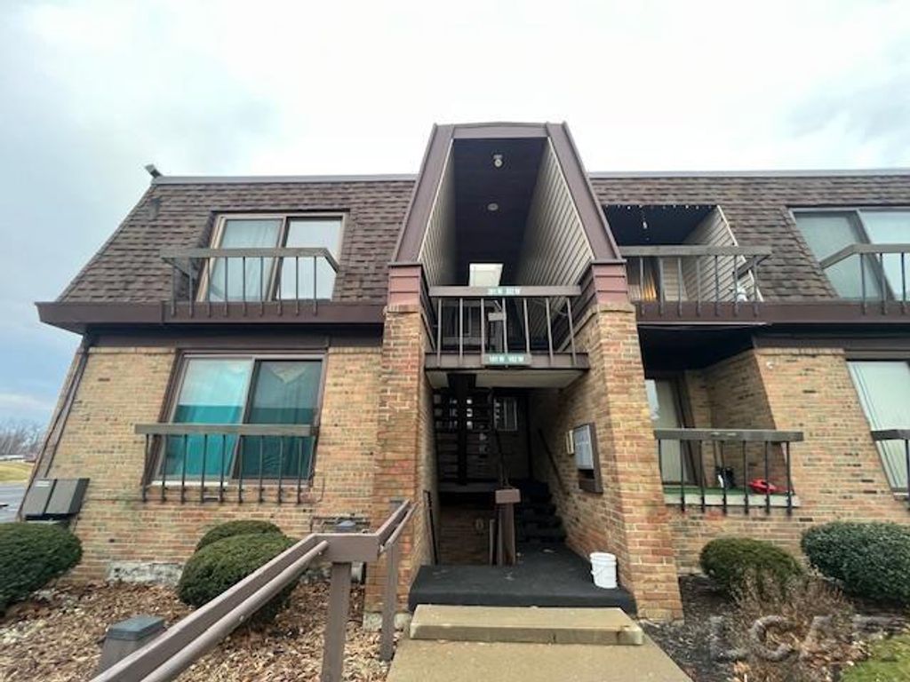 770 Lakeshire Trail, Adrian, MI 49221