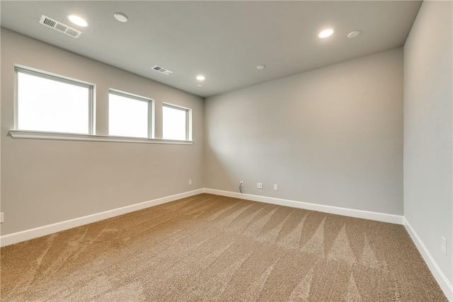 2000 Crescent Street, Fort Worth, TX 76008