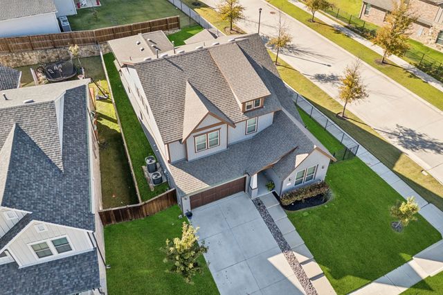 2000 Crescent Street, Fort Worth, TX 76008