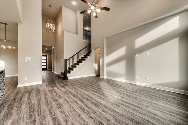 2000 Crescent Street, Fort Worth, TX 76008