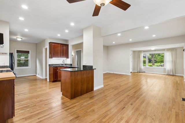 255 Happ Road, Northfield, IL 60093