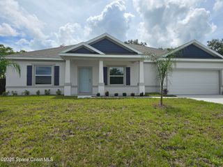 261 Consolata Avenue NW, Palm Bay, FL 32907