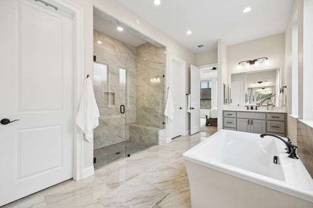 14201 Overlook Park Drive, Fort Worth, TX 76008