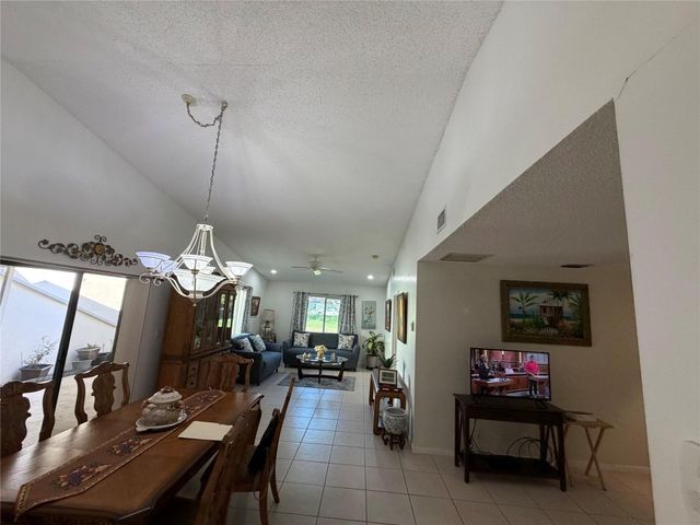 6711 S Parkway Drive 2-10, Margate, FL 33068