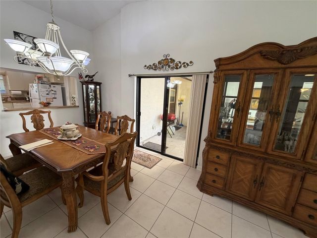 6711 S Parkway Drive 2-10, Margate, FL 33068