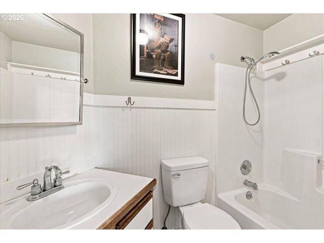 771 H St, Washougal, WA 98671