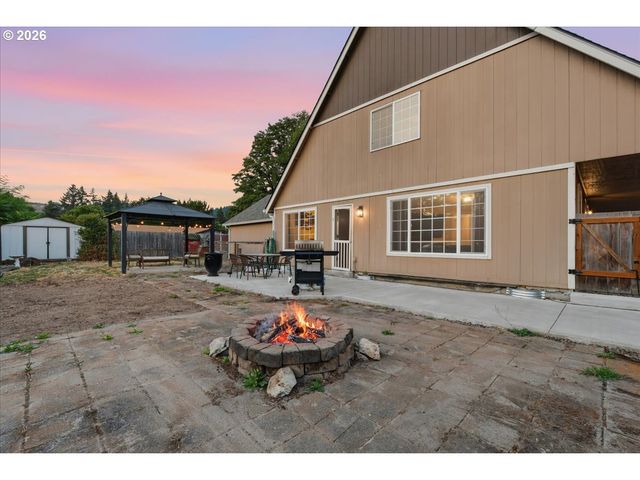771 H St, Washougal, WA 98671