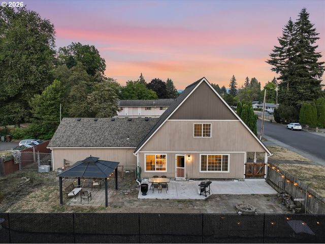 771 H St, Washougal, WA 98671