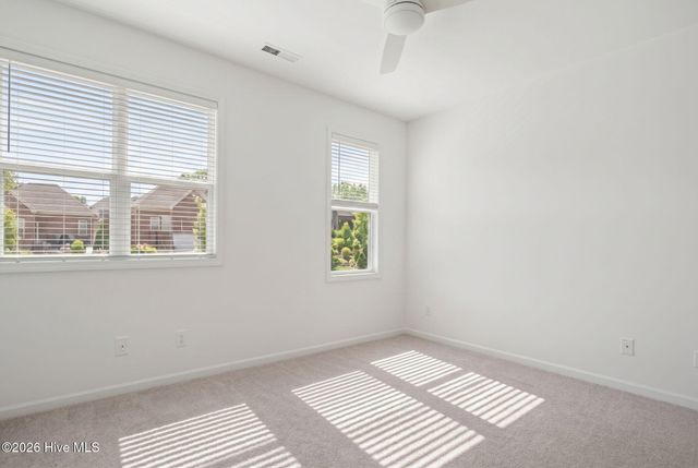 5605 Moss Vine Place 11, Wilmington, NC 28403