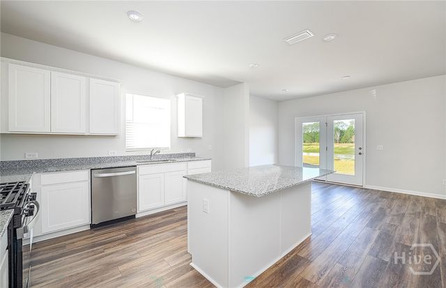 175 Crosstown Avenue, Richmond Hill, GA 31324