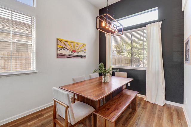 1105 Caversham Way, Roseville, CA 95747