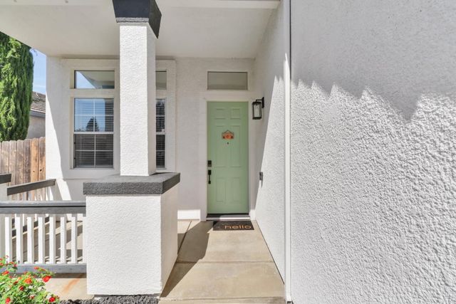 1105 Caversham Way, Roseville, CA 95747