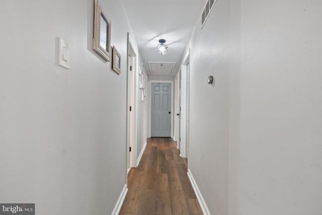 2 YALE RD, Marlton, NJ 08053